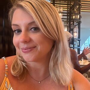 Meet your Posher, Kellie